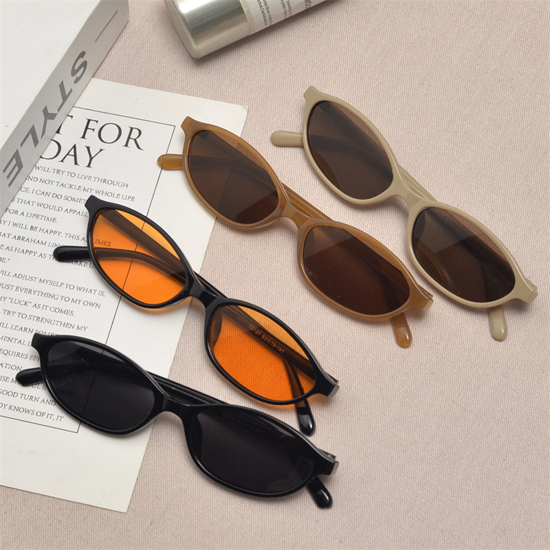 New Retro Oval Cat Eye Sunglas - Women'S Fashion In The 90S ulasan dan harga