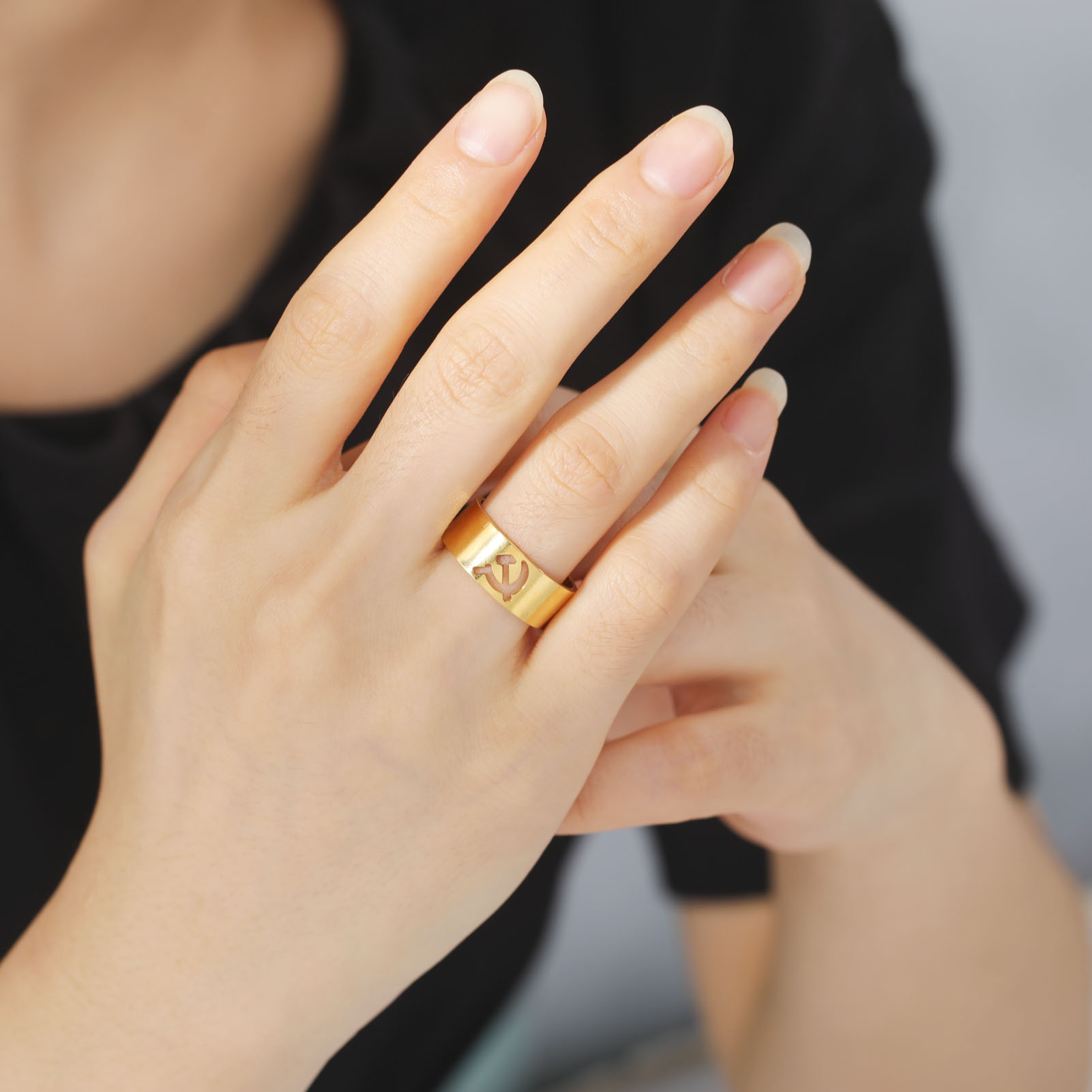Soviet Hammer Sickle Finger Ri - Women'S Fashion Revolution ulasan dan harga